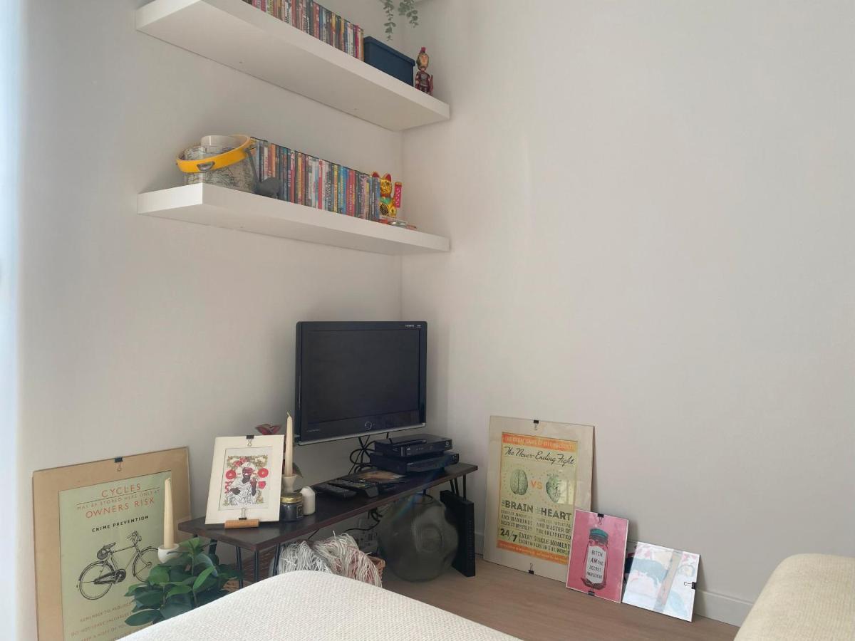 Lisbon, Renovated T2 Apartment Portas De Benfica Amadora Ngoại thất bức ảnh