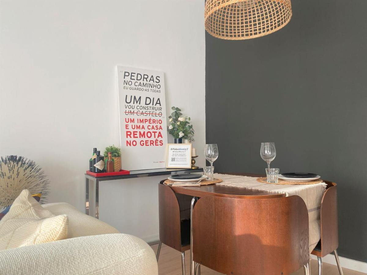 Lisbon, Renovated T2 Apartment Portas De Benfica Amadora Ngoại thất bức ảnh