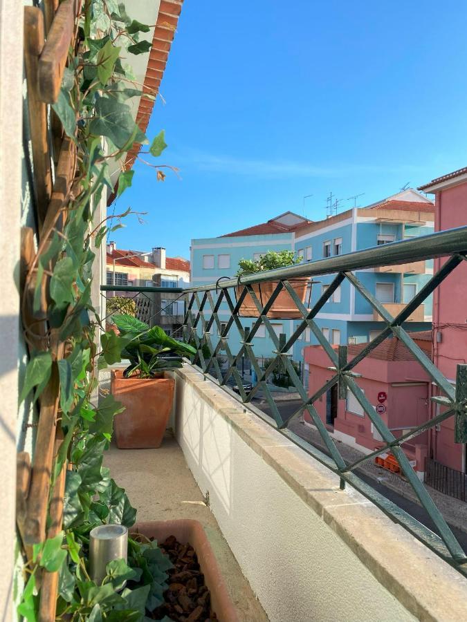 Lisbon, Renovated T2 Apartment Portas De Benfica Amadora Ngoại thất bức ảnh