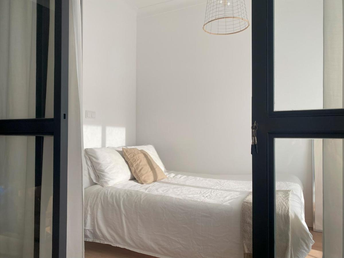 Lisbon, Renovated T2 Apartment Portas De Benfica Amadora Ngoại thất bức ảnh