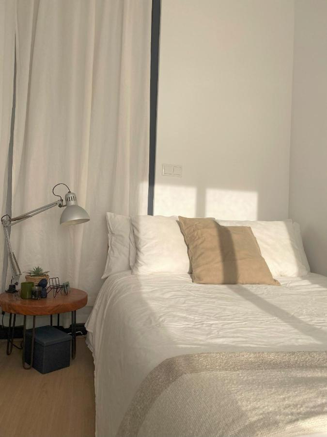 Lisbon, Renovated T2 Apartment Portas De Benfica Amadora Ngoại thất bức ảnh