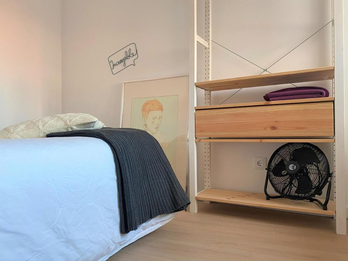 Lisbon, Renovated T2 Apartment Portas De Benfica Amadora Ngoại thất bức ảnh