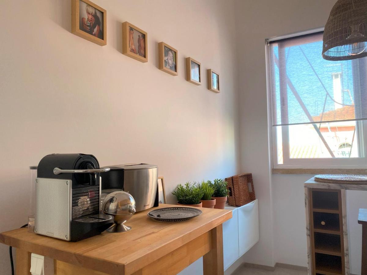 Lisbon, Renovated T2 Apartment Portas De Benfica Amadora Ngoại thất bức ảnh