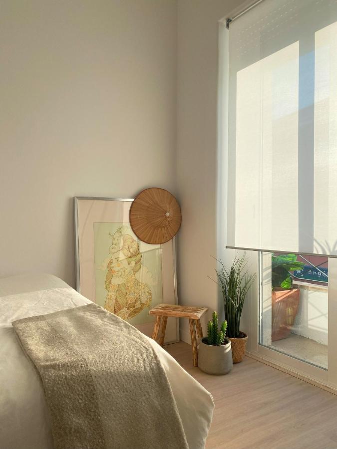 Lisbon, Renovated T2 Apartment Portas De Benfica Amadora Ngoại thất bức ảnh