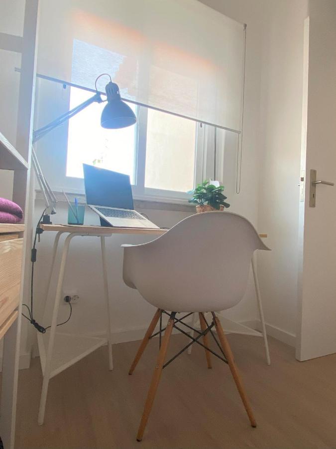 Lisbon, Renovated T2 Apartment Portas De Benfica Amadora Ngoại thất bức ảnh